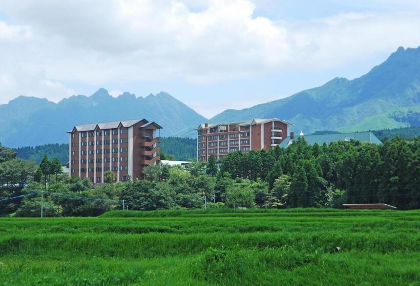 Kamenoi Hotel Aso Park Resort