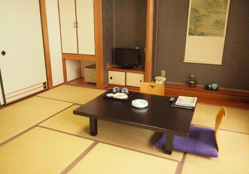 Kamenoi Hotel Aso Park Resort