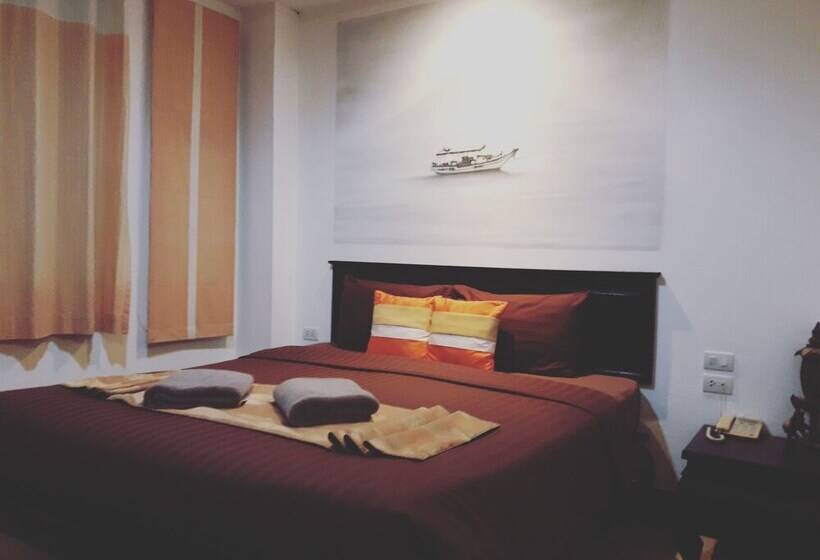 Отель Baan Andaman Krabi