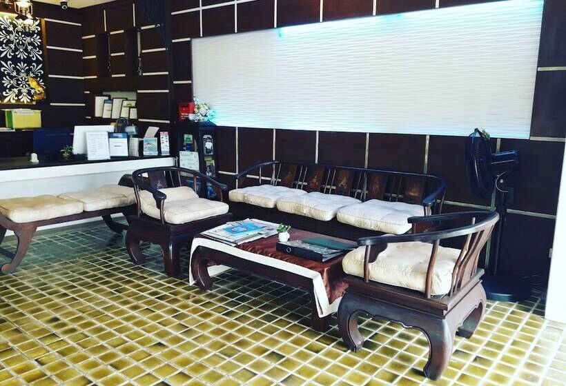 Отель Baan Andaman Krabi