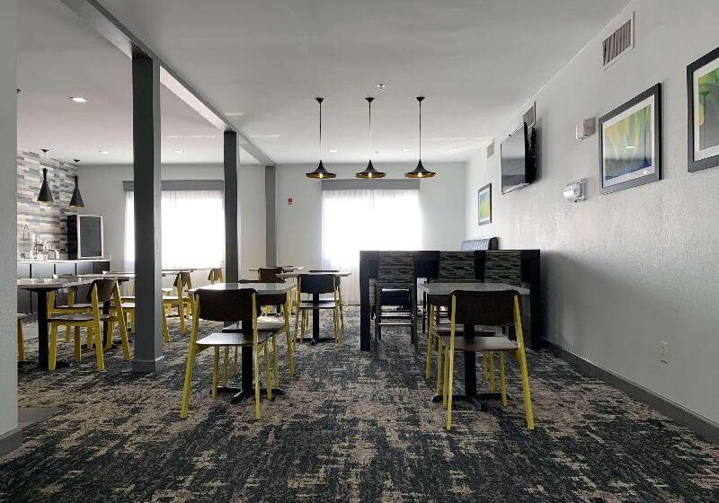 Best Western Plus Olive Branch Hotel & Suites