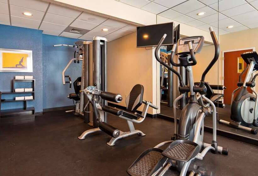 Отель Best Western Wesley Chapel