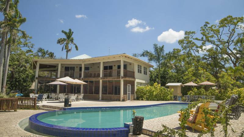 فندق Black Orchid Resort