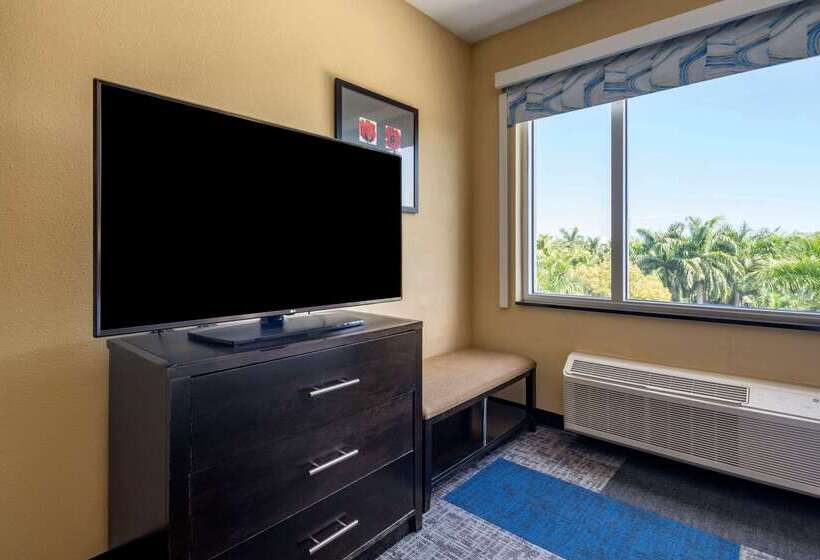 Cambria Hotel Ft Lauderdale, Airport South & Cruise Port