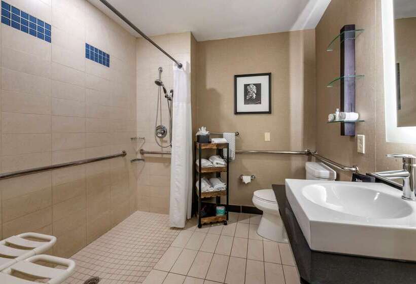 Cambria Hotel Ft Lauderdale, Airport South & Cruise Port