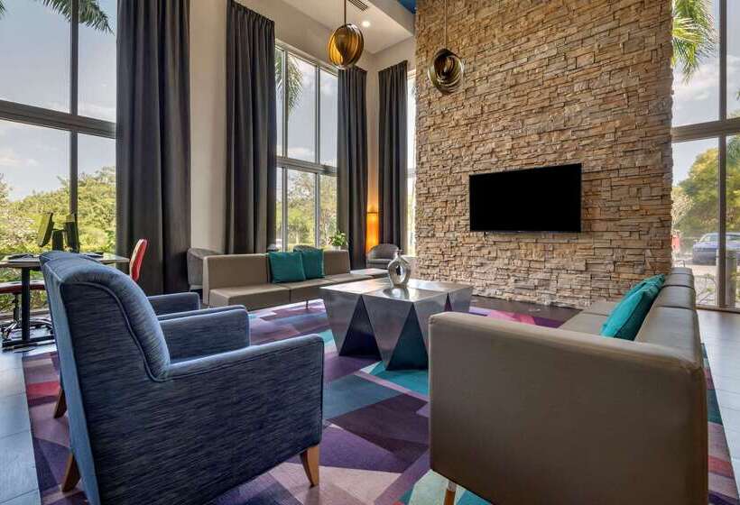 Cambria Hotel Ft Lauderdale, Airport South & Cruise Port