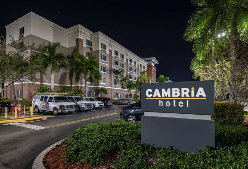 Cambria Hotel Ft Lauderdale, Airport South & Cruise Port