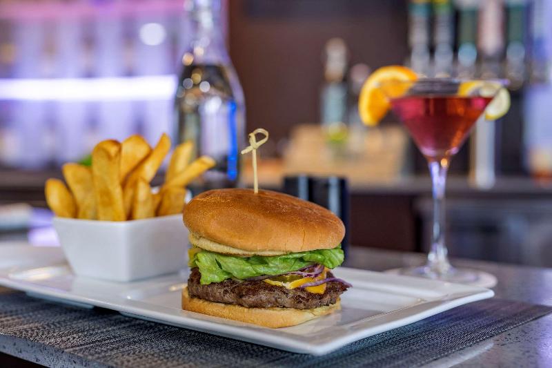 Cambria Hotel Ft Lauderdale, Airport South & Cruise Port