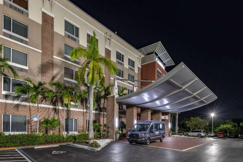 Cambria Hotel Ft Lauderdale, Airport South & Cruise Port