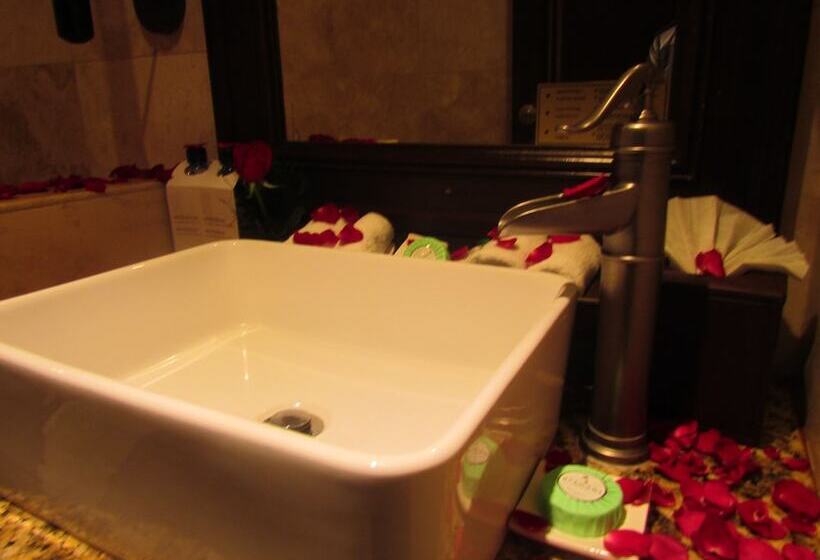 בית מלון כפרי Camino Real Antigua