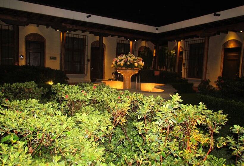 בית מלון כפרי Camino Real Antigua