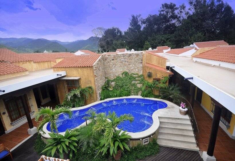 בית מלון כפרי Camino Real Antigua