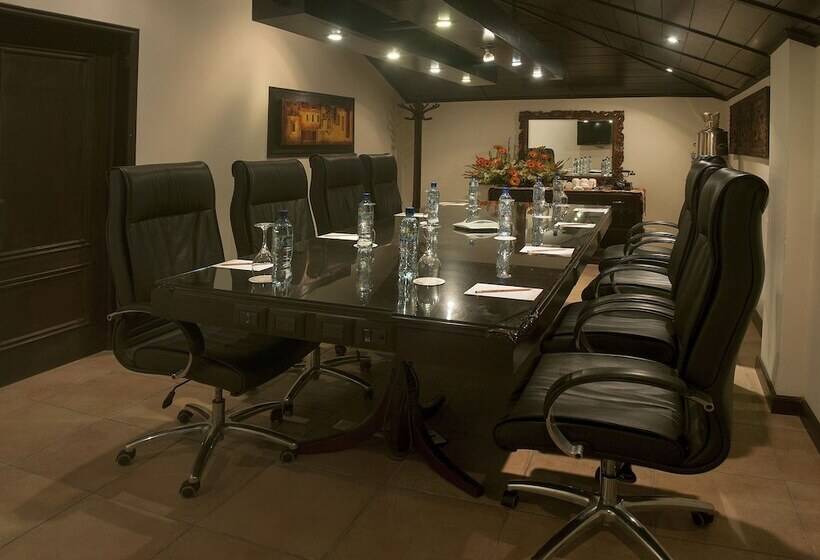 בית מלון כפרי Camino Real Antigua