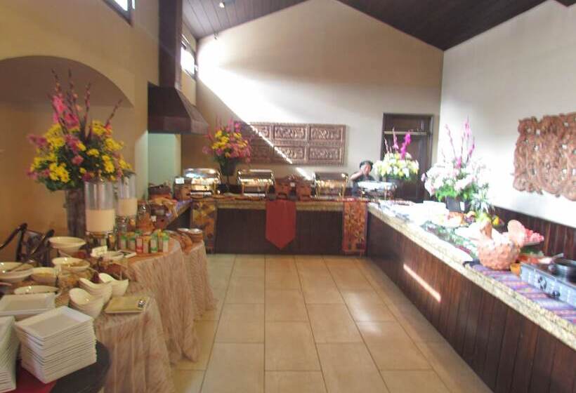 בית מלון כפרי Camino Real Antigua