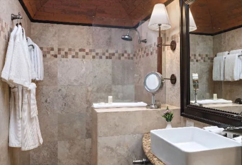 בית מלון כפרי Camino Real Antigua