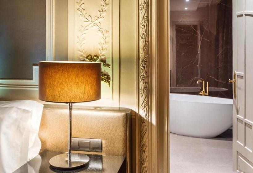 Отель Catalonia Atocha