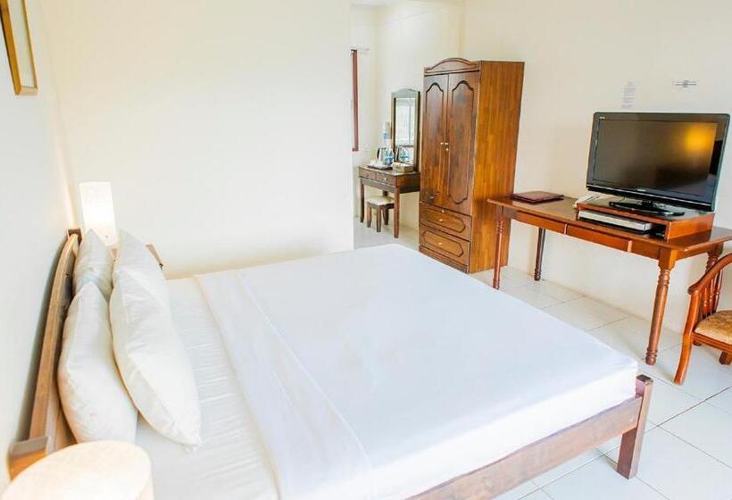 ホテル Celyn Resort Kinabalu