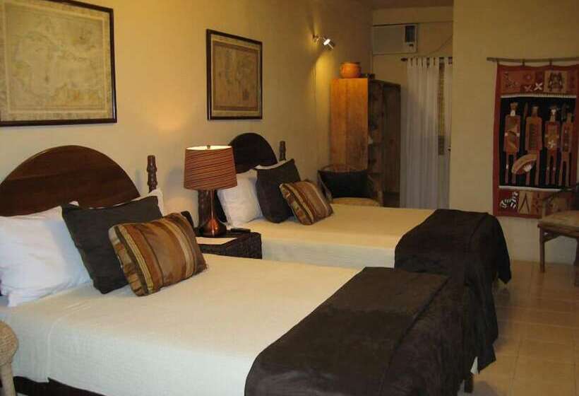 בית מלון כפרי Creekside Oasis