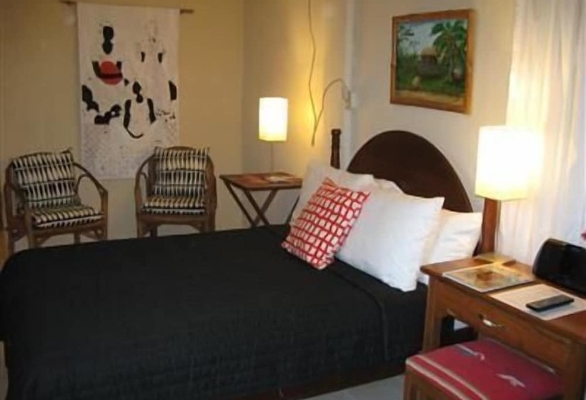 בית מלון כפרי Creekside Oasis