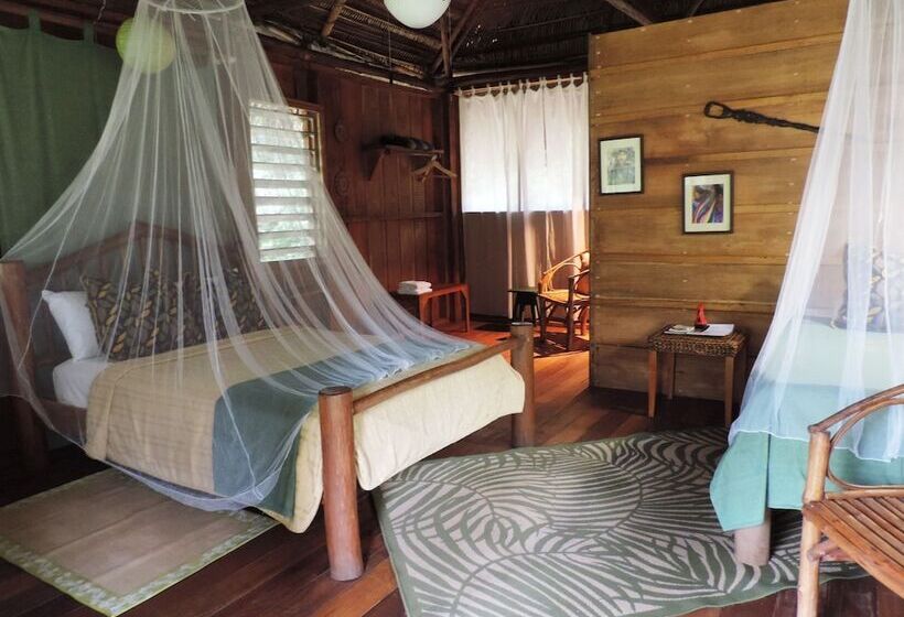 בית מלון כפרי Creekside Oasis