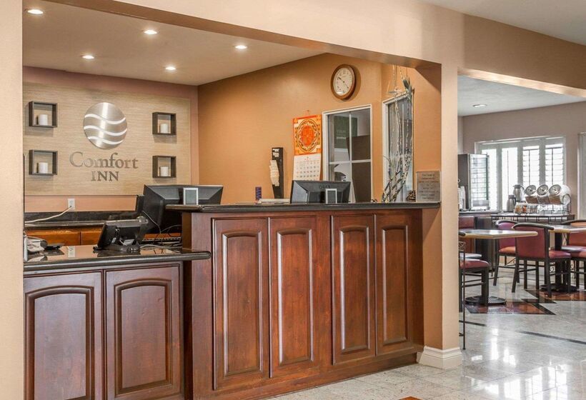 בית מלון כפרי Comfort Inn Monterey Park  Los Angeles