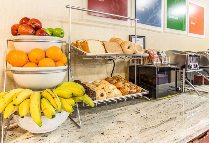 酒店 Comfort Inn & Suites Ballpark Area