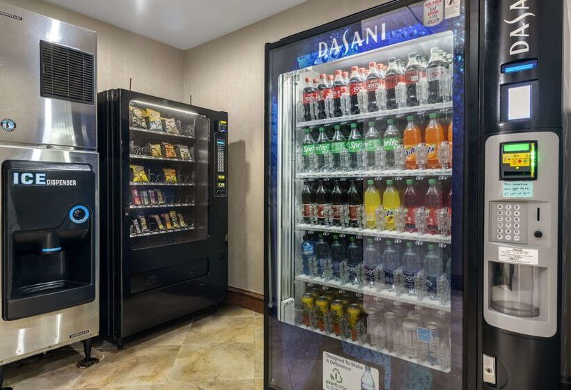 هتل Comfort Inn & Suites Fort Worth  Fossil Creek