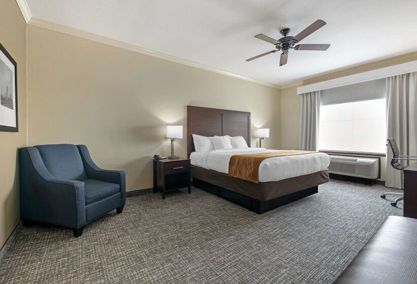 هتل Comfort Inn & Suites Fort Worth  Fossil Creek