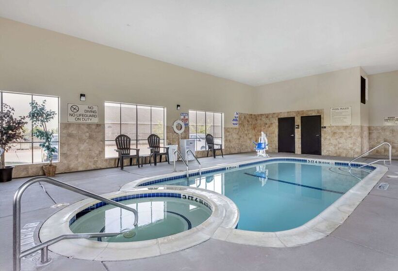 هتل Comfort Inn & Suites Fort Worth  Fossil Creek