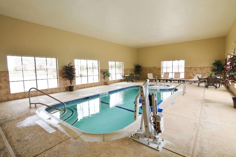 هتل Comfort Inn & Suites Fort Worth  Fossil Creek