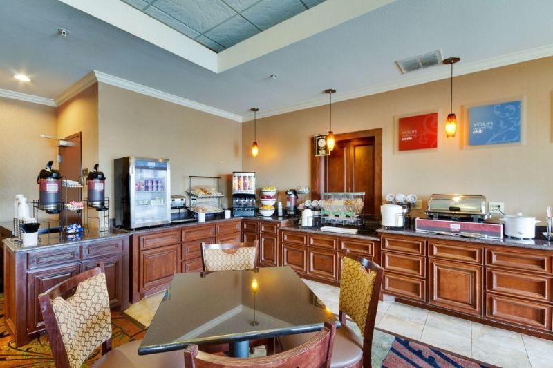 酒店 Comfort Inn & Suites Fort Worth  Fossil Creek