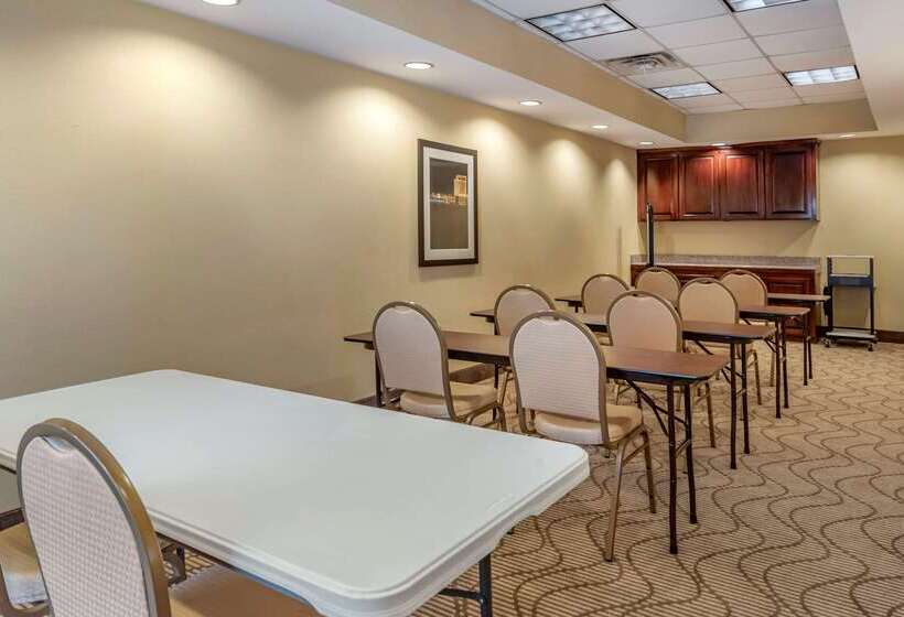 فندق Comfort Suites Biloxi/ocean Springs