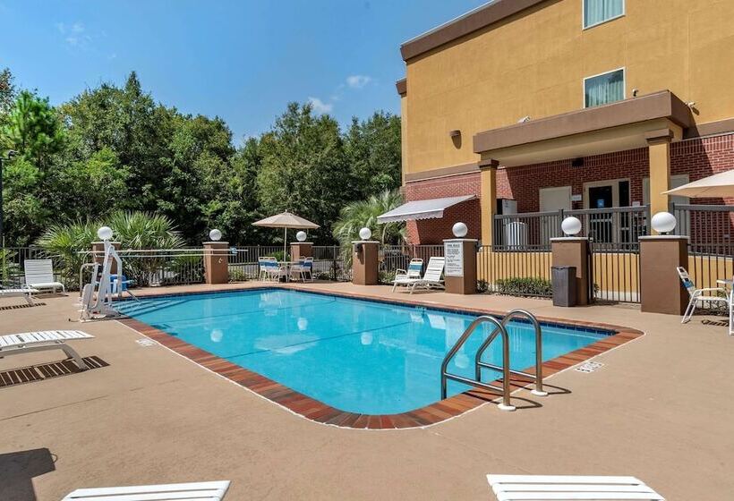 فندق Comfort Suites Biloxi/ocean Springs