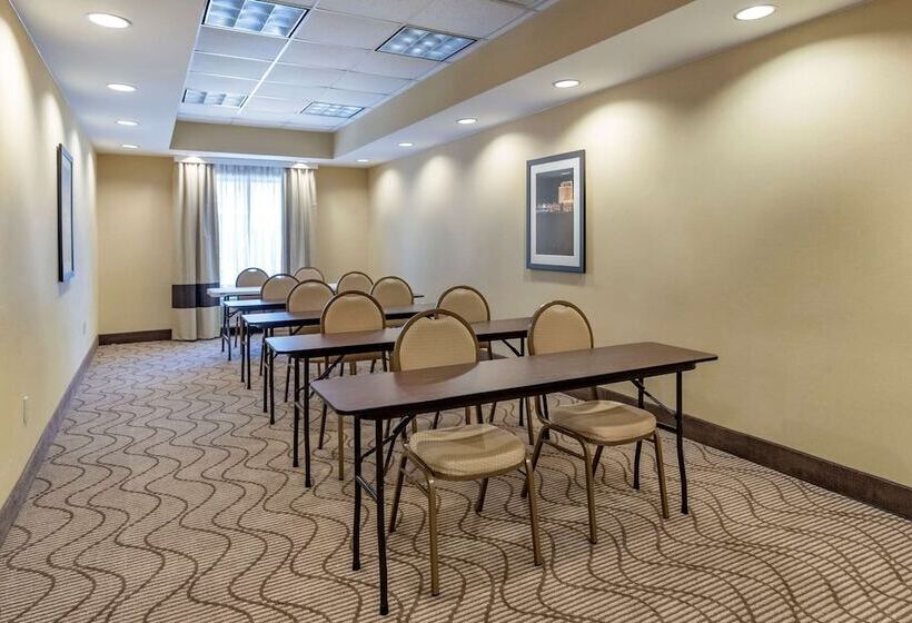 فندق Comfort Suites Biloxi/ocean Springs