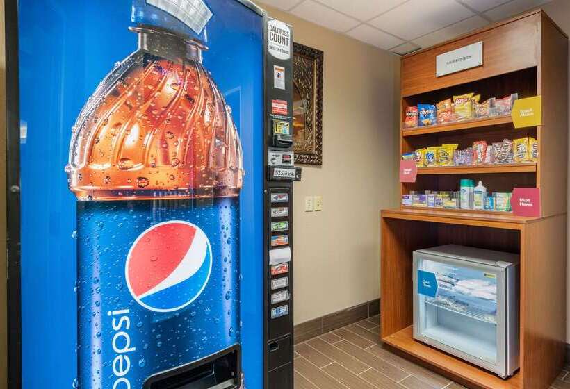 בית מלון כפרי Comfort Suites Cincinnati Airport