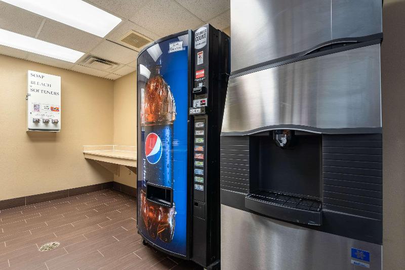 هتل Comfort Suites Cincinnati Airport