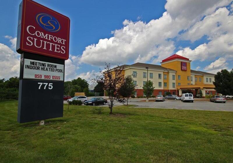 בית מלון כפרי Comfort Suites Cincinnati Airport