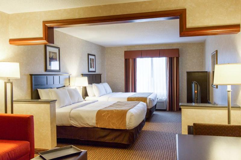ホテル Comfort Suites Grand Rapids North