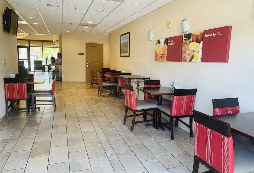 호텔 Comfort Suites Near City Of Industry  Los Angeles