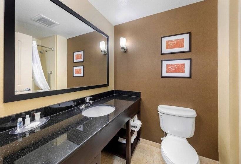 호텔 Comfort Suites Near City Of Industry  Los Angeles