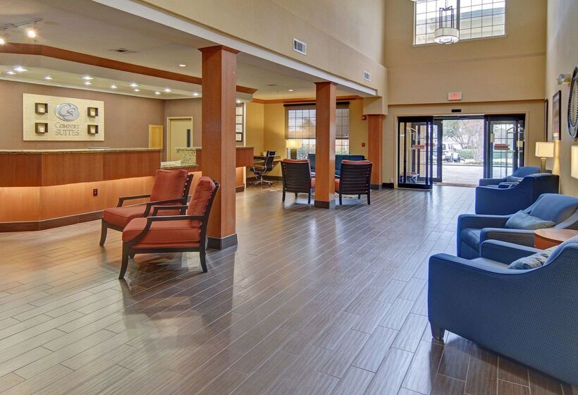 酒店 Comfort Suites Roanoke   Fort Worth North