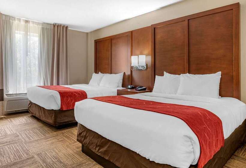 فندق Comfort Suites Urbana Champaign, University Area