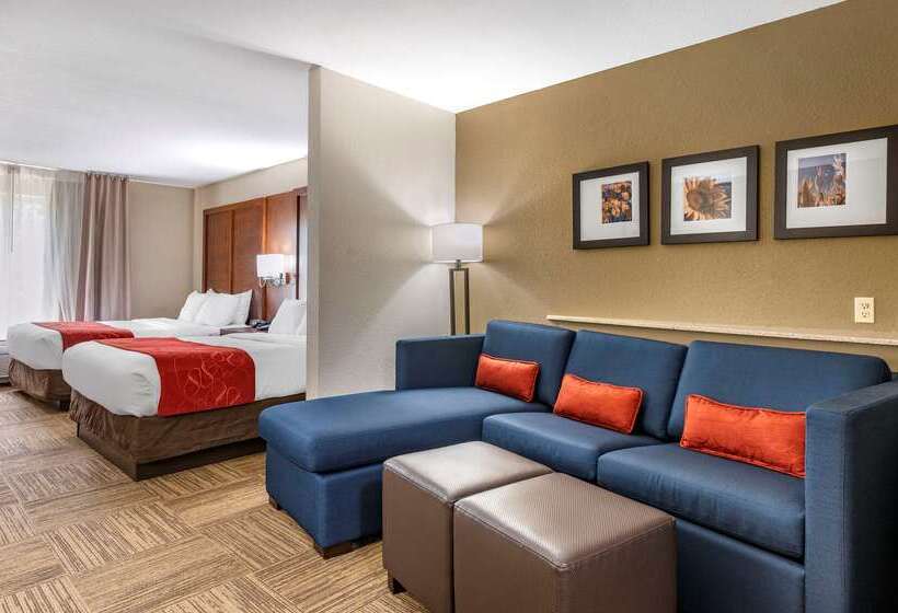 فندق Comfort Suites Urbana Champaign, University Area