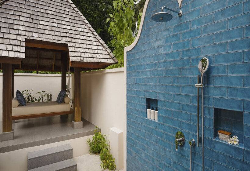 Отель Conrad Maldives Rangali Island