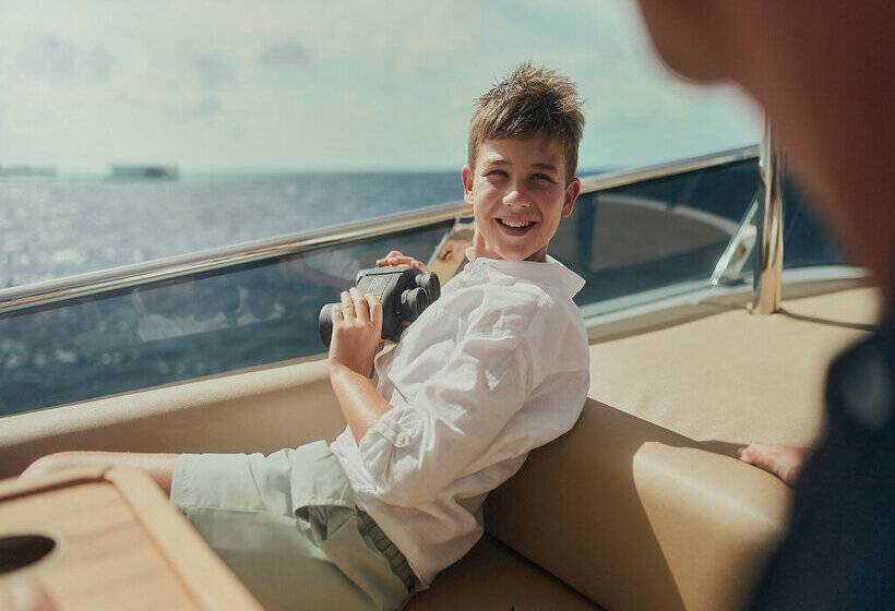 Отель Conrad Maldives Rangali Island