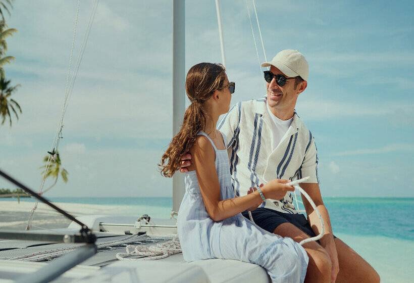 Отель Conrad Maldives Rangali Island