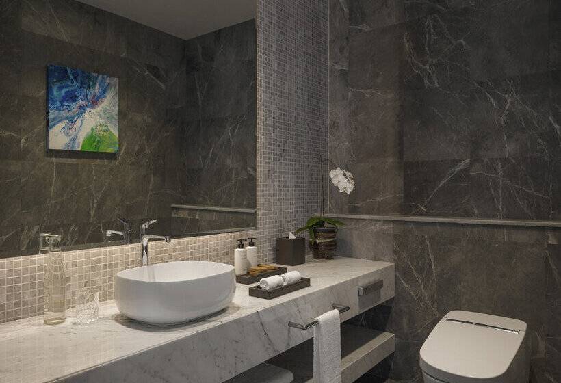 Отель Conrad Maldives Rangali Island