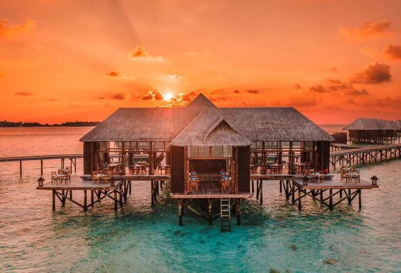 Отель Conrad Maldives Rangali Island