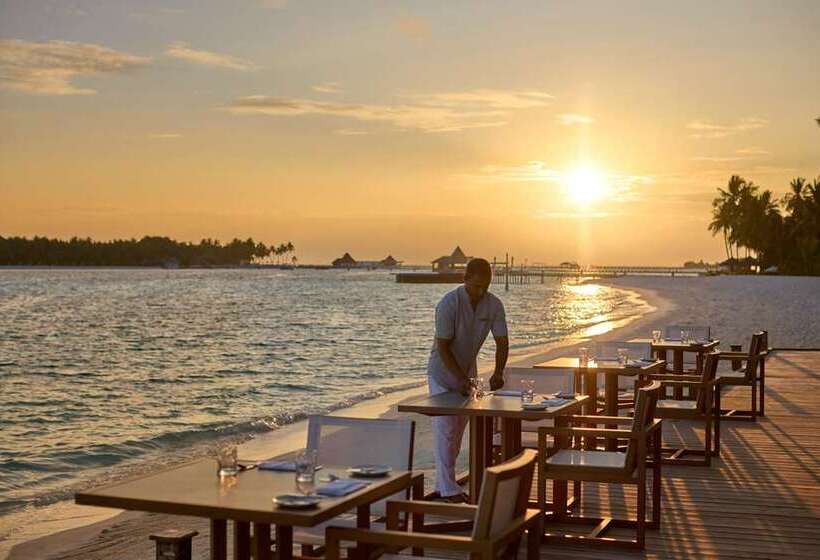 Отель Conrad Maldives Rangali Island