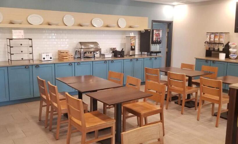 בית מלון כפרי Country Inn & Suites By Radisson, Bradenton Lakewood Ranch, Fl